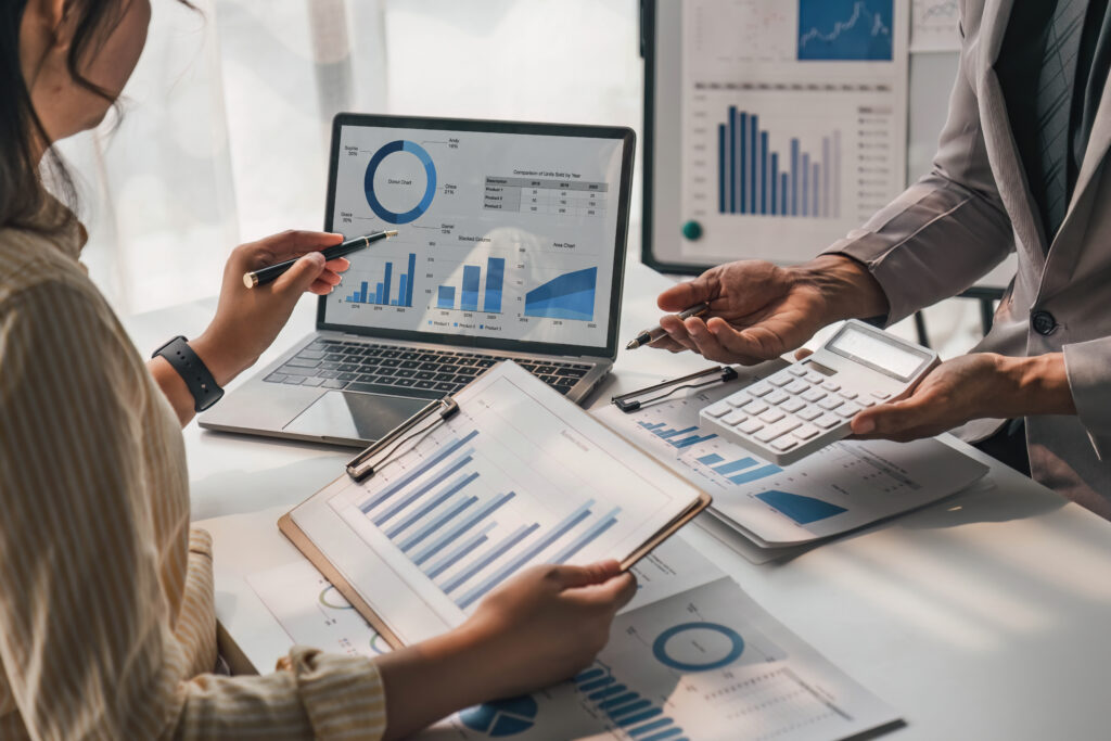 Data-Driven Financial Reporting & Business Intelligence
